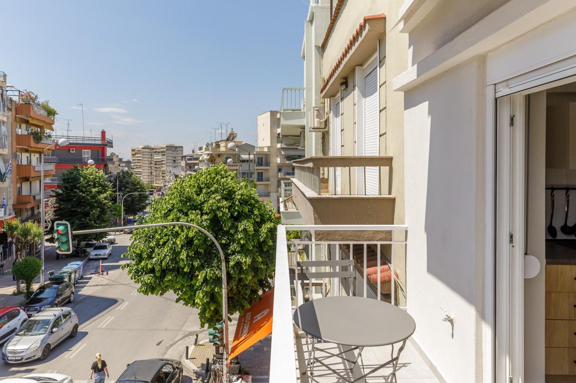 Amber Studios & Suites By Halu! Thessaloniki Exterior photo